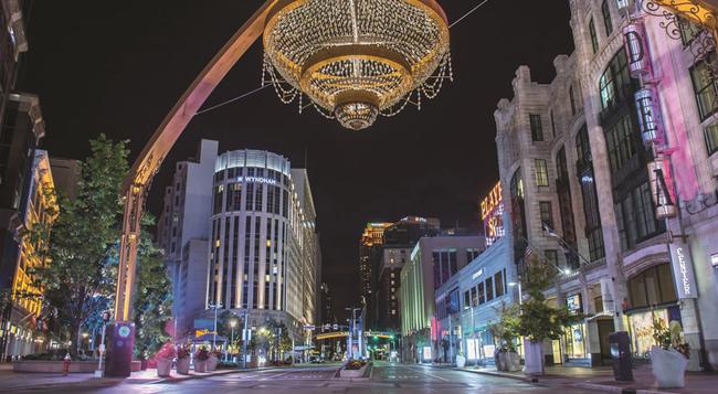 Wyndham Cleveland at Playhouse Square - Cleveland - Building