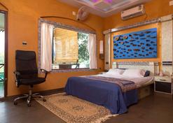 Reminiscene Ayurveda Yoga Retreat - Kochi - Bedroom