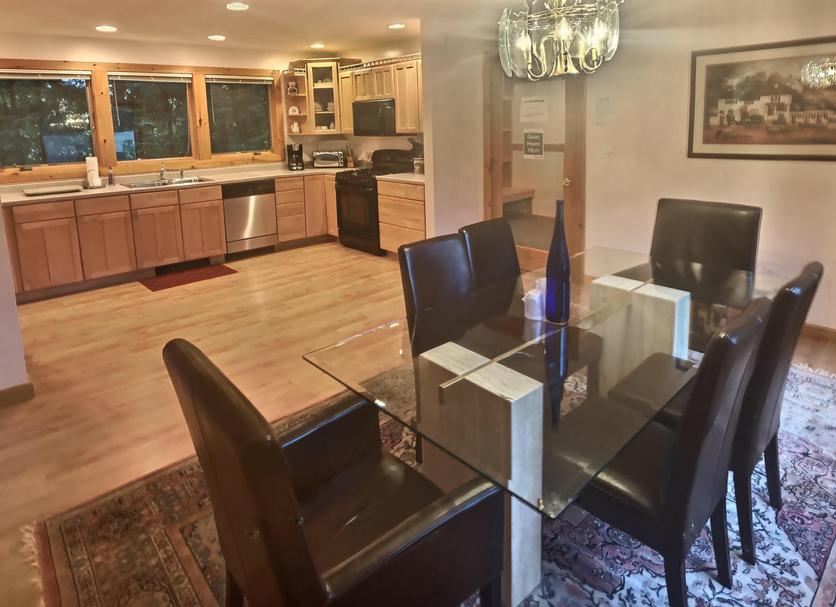 Dining room Photo