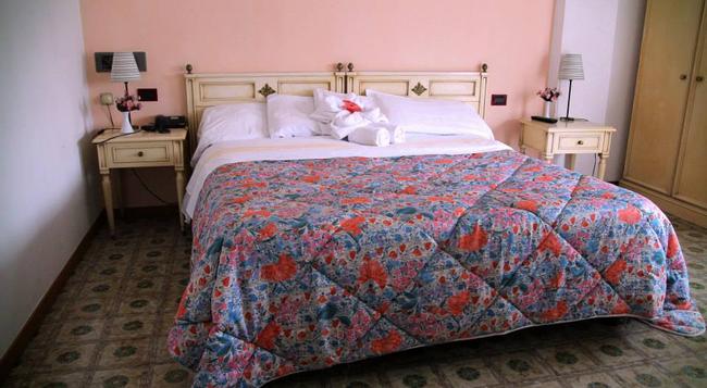 Hotel San Giuseppe - Pozzuoli - Bedroom