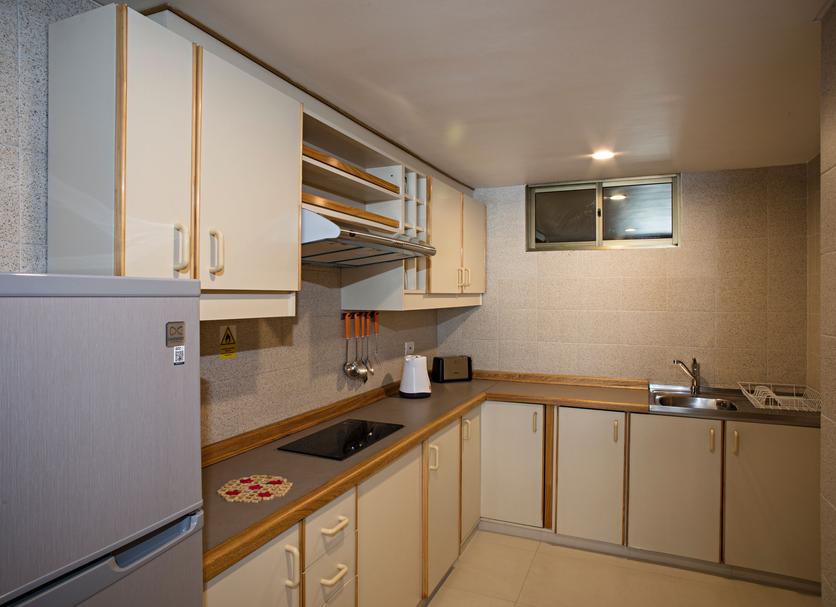 Kitchen Photo