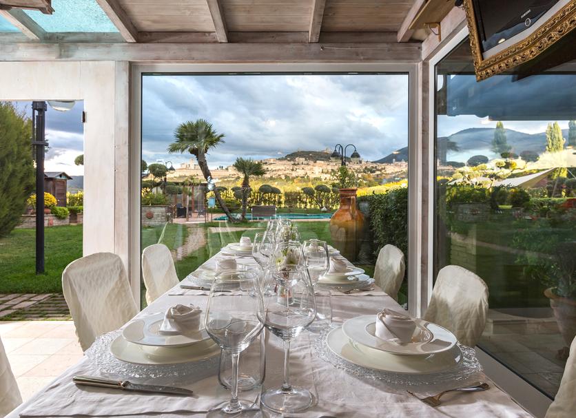 Dining room Photo