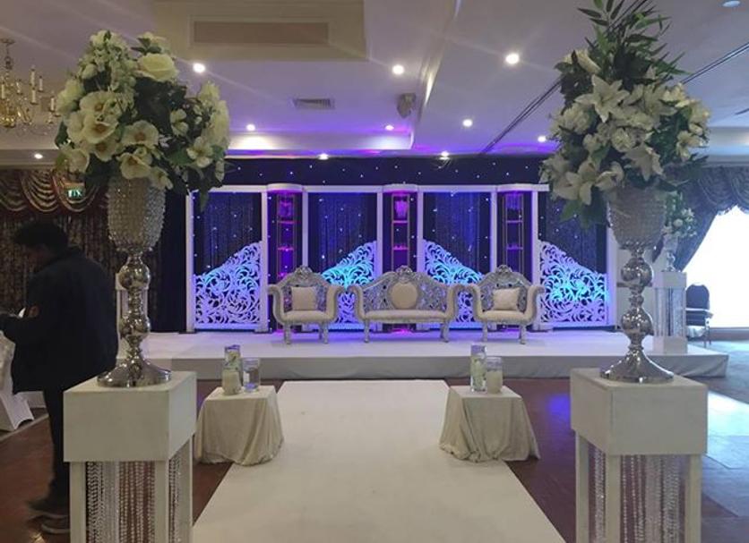 Banquet hall Photo