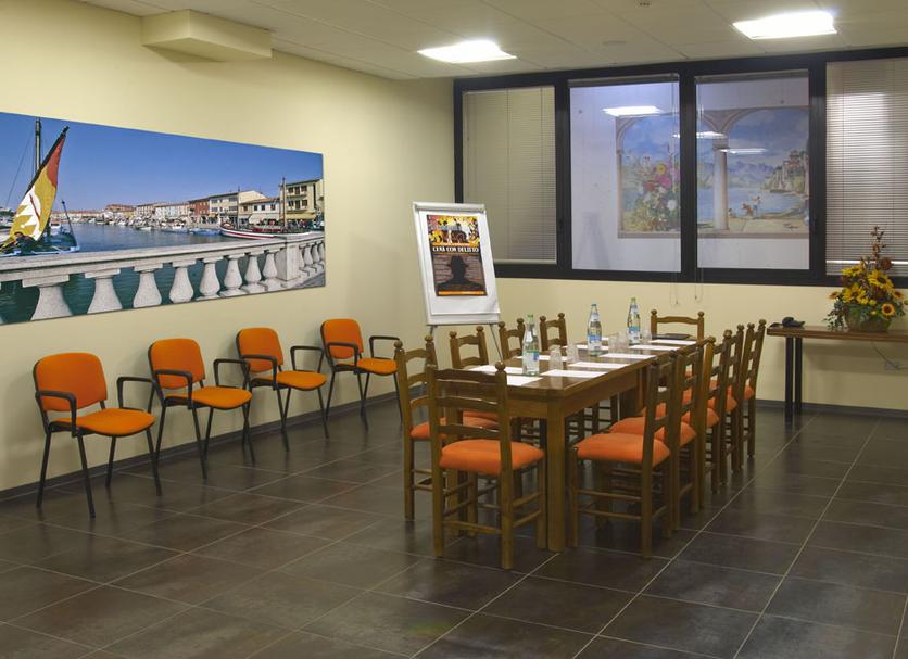 Conference room Photo